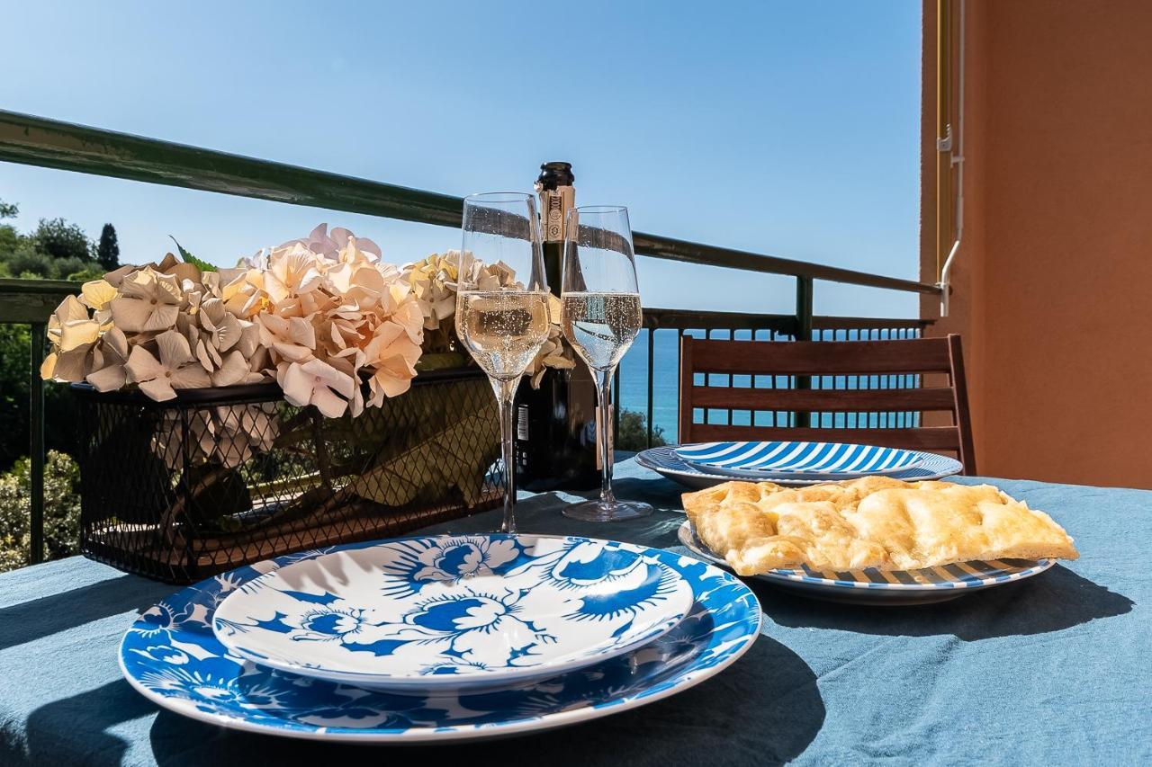 Cavi Sea View Apartment Lavagna Buitenkant foto